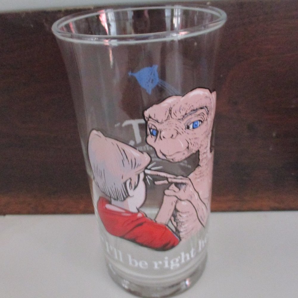 E.T. Movie "I'll be Right Here" Pizza Hut Vintage Collectible Glass 1982